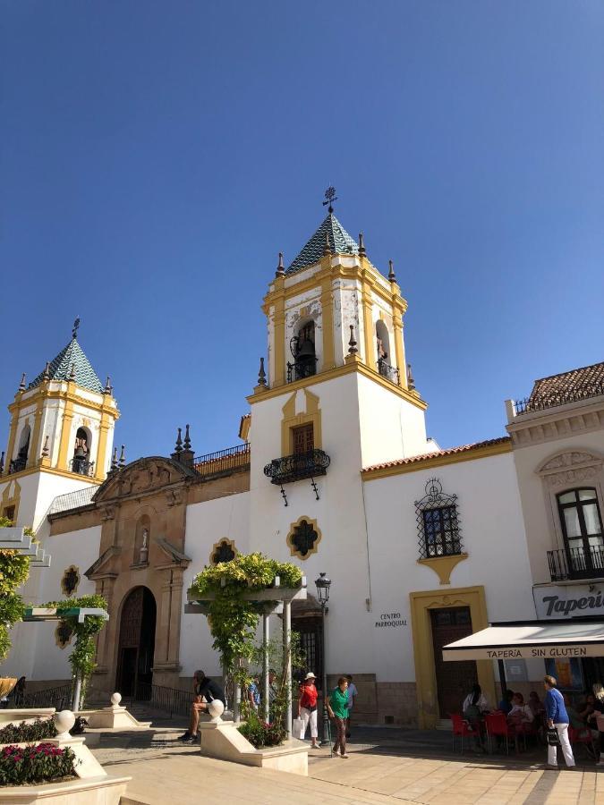 Stylish 3 Bed House 2 Bathrooms, With Patio, Roof Terrace And Communal Pool 5 Minutes Away From The Beautiful Spanish White Village Of Casares Pueblo And Only 20 Mins From The Sea Luaran gambar